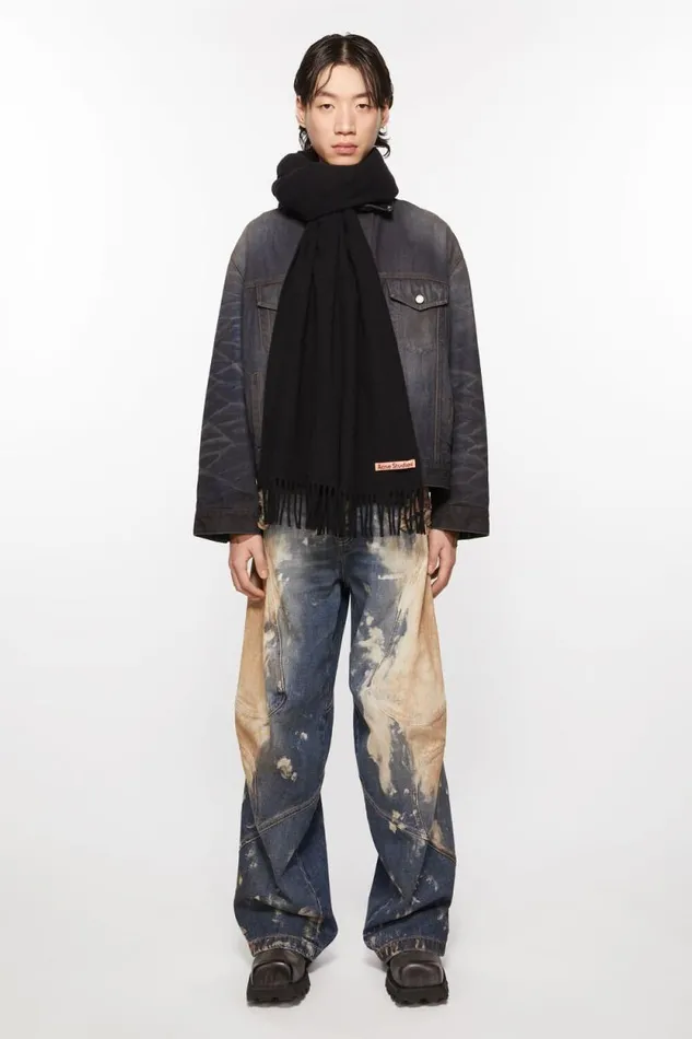 Acne Studios Fringe Wool Scarf 8211 Oversized Black Men Scarves Acne Studios Fringe Wool Scarf 8211 Oversized Black Men Scarves