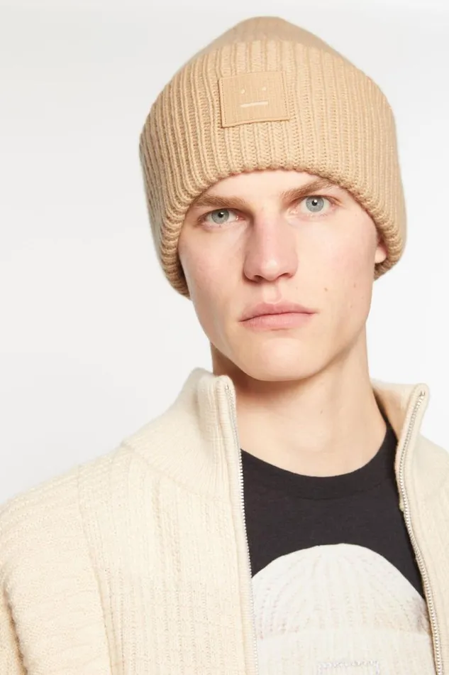 Acne Studios Large Face Logo Beanie Biscuit Beige Women Face Collection Acne Studios Large Face Logo Beanie Biscuit Beige Women Face Collection