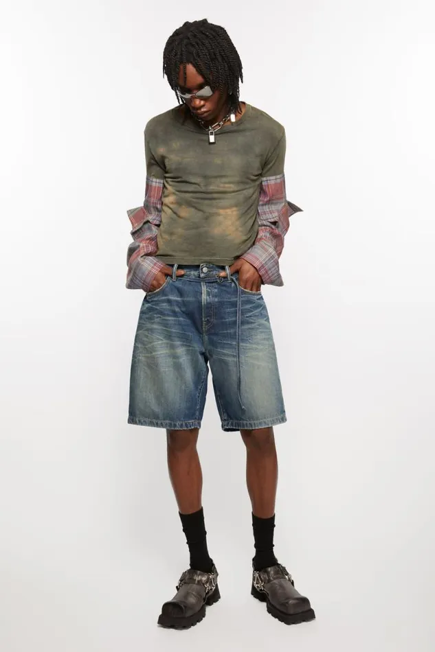 Acne Studios Loose Fit Denim Shorts Mid Blue Women Shorts Acne Studios Loose Fit Denim Shorts Mid Blue Women Shorts