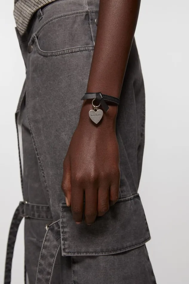 Acne Studios Musubi Charm Bracelet Black Men Jewellery Acne Studios Musubi Charm Bracelet Black Men Jewellery