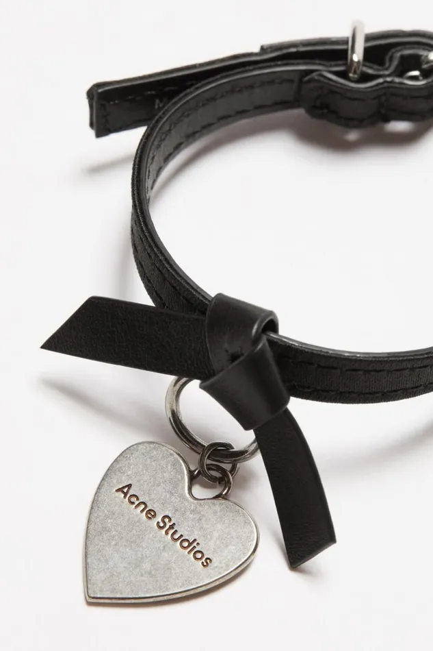 Acne Studios Musubi Charm Bracelet Black Men Jewellery Acne Studios Musubi Charm Bracelet Black Men Jewellery