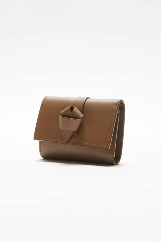 Acne Studios Musubi Folded Wallet Camel Brown Women Bags Acne Studios Musubi Folded Wallet Camel Brown Women Bags