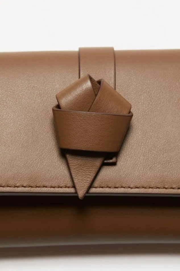 Acne Studios Musubi Folded Wallet Camel Brown Women Bags Acne Studios Musubi Folded Wallet Camel Brown Women Bags
