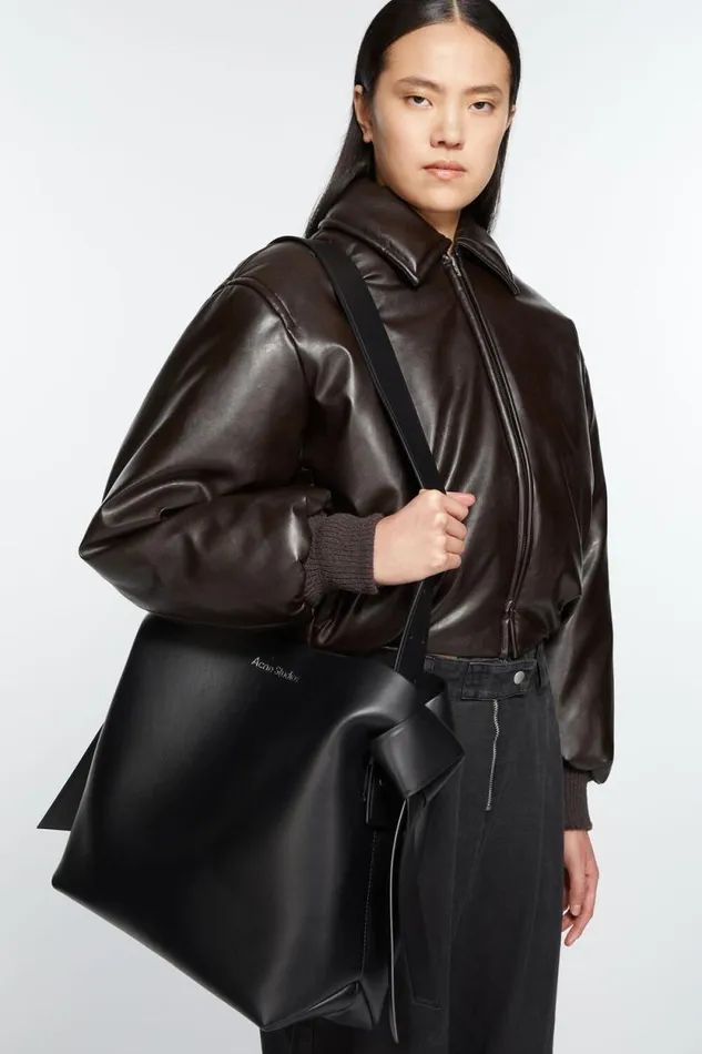 Acne Studios Musubi Midi Shoulder Bag Black Women Bags Acne Studios Musubi Midi Shoulder Bag Black Women Bags