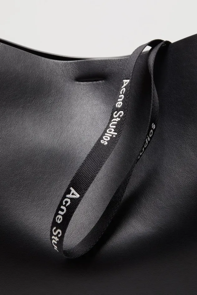 Acne Studios Musubi Midi Shoulder Bag Black Women Bags Acne Studios Musubi Midi Shoulder Bag Black Women Bags