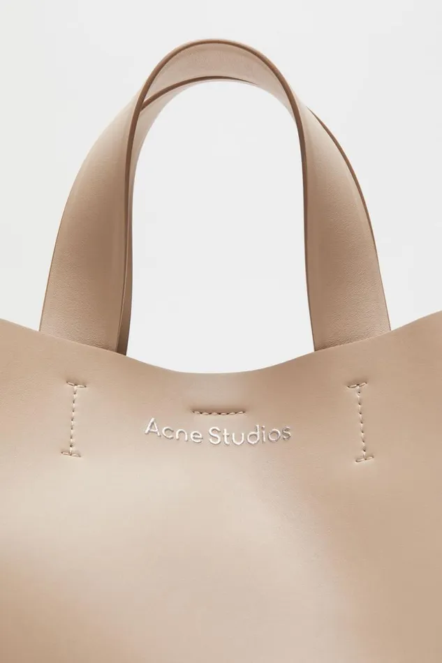 Acne Studios Musubi Midi Tote Taupe Beige Women Bags Acne Studios Musubi Midi Tote Taupe Beige Women Bags