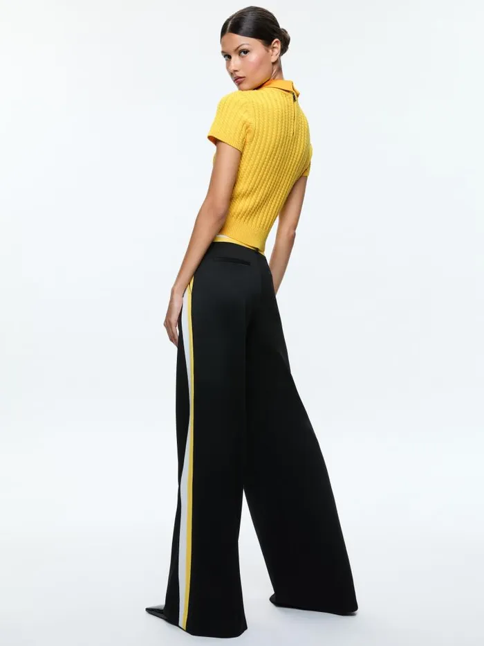 Alice Olivia ABBOTT SHORT SLEEVE PULLOVER WITH WOVEN COLLAR Mustard Seed Women Sweaters