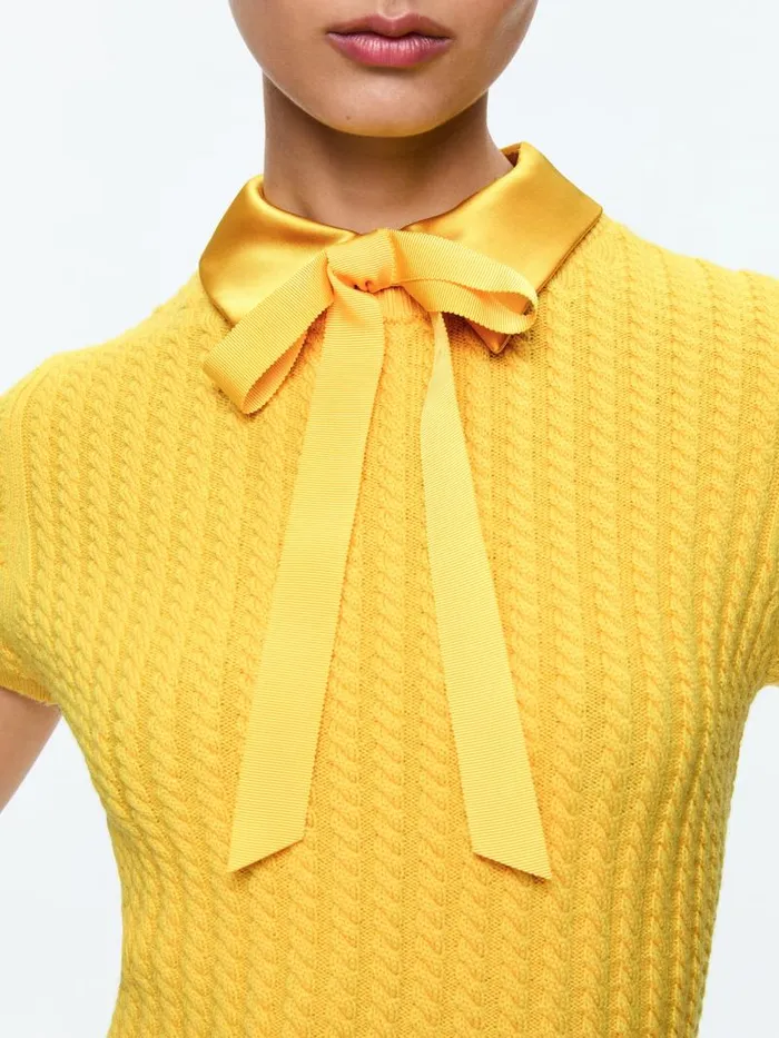 Alice Olivia ABBOTT SHORT SLEEVE PULLOVER WITH WOVEN COLLAR Mustard Seed Women Sweaters