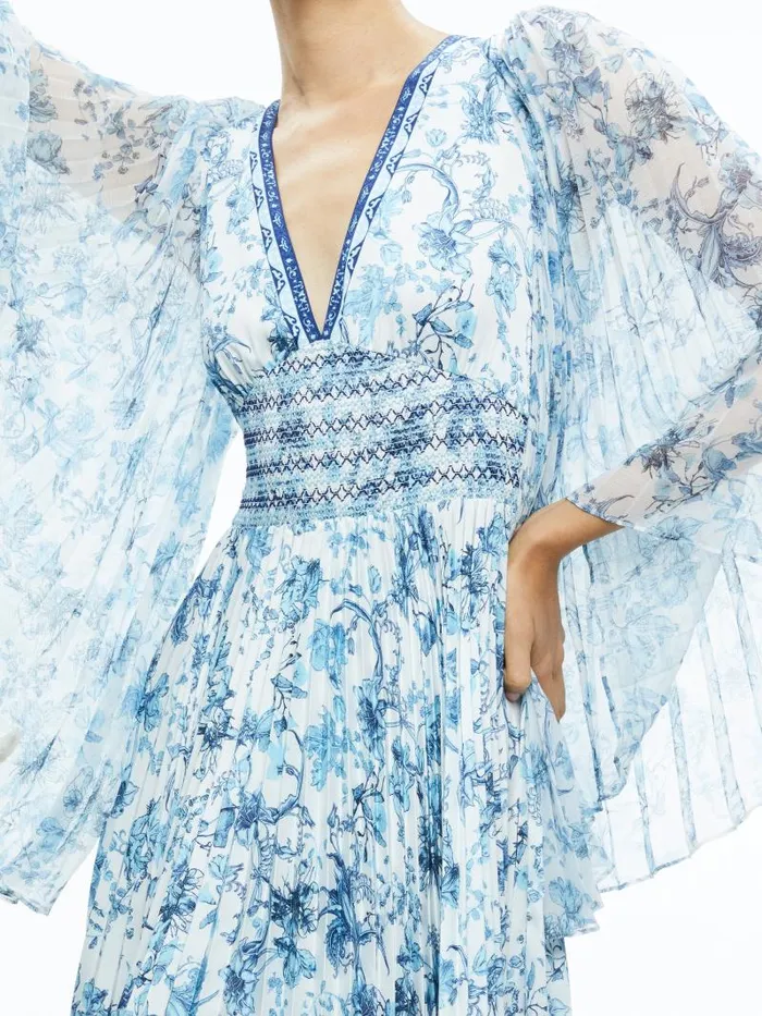 Alice Olivia SION SUNBURST PLEATED MAXI DRESS Je L039adore Spring Sky Women Dresses