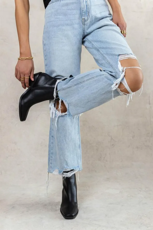 Charlie Distressed Jeans In Light Wash Light Wash Women Bohme Denim