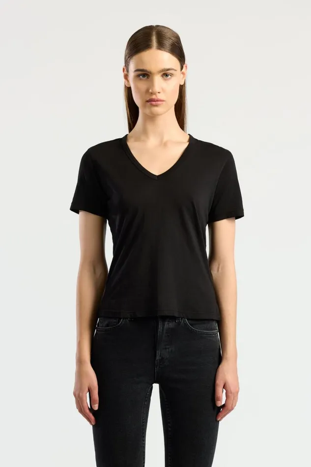 COTTON CITIZEN TEES Standard VNeck Tee Jet Black 8211 Women