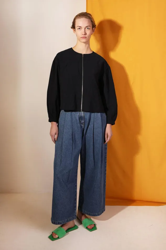 Dillon Top Navy Womens LF Markey Tops