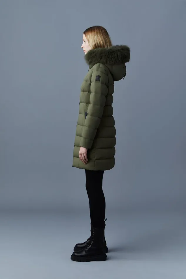 Downs and Jackets Women Mackage CALLA Agile360 Stretch Light Down Coat With Blue Fox Fur Collar Black