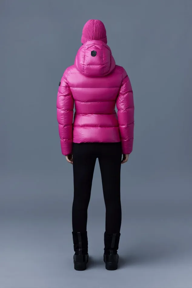 Downs and Jackets Women Mackage MADALYN Lustrous Light Down Jacket With Hood For Ladies Black Downs and Jackets Women Mackage MADALYN Lustrous Light Down Jacket With Hood For Ladies Black