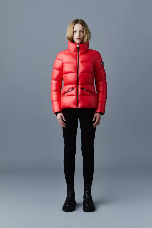 Downs and Jackets Women Mackage MADALYN Lustrous Light Down Jacket With Hood For Ladies Black Downs and Jackets Women Mackage MADALYN Lustrous Light Down Jacket With Hood For Ladies Black