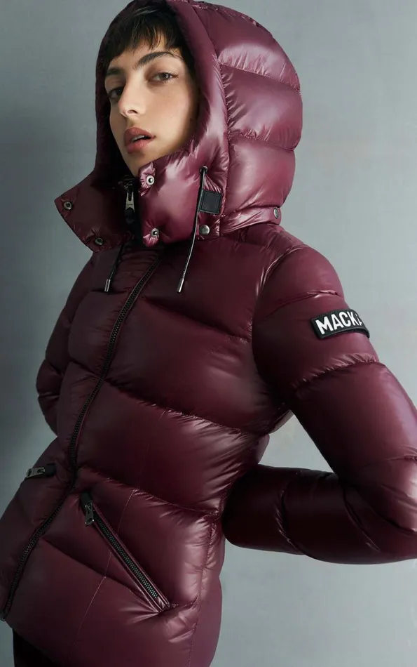 Downs and Jackets Women Mackage MADALYN Lustrous Light Down Jacket With Hood For Ladies Black Downs and Jackets Women Mackage MADALYN Lustrous Light Down Jacket With Hood For Ladies Black