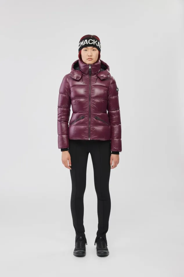 Downs and Jackets Women Mackage MADALYN Lustrous Light Down Jacket With Hood For Ladies Black Downs and Jackets Women Mackage MADALYN Lustrous Light Down Jacket With Hood For Ladies Black