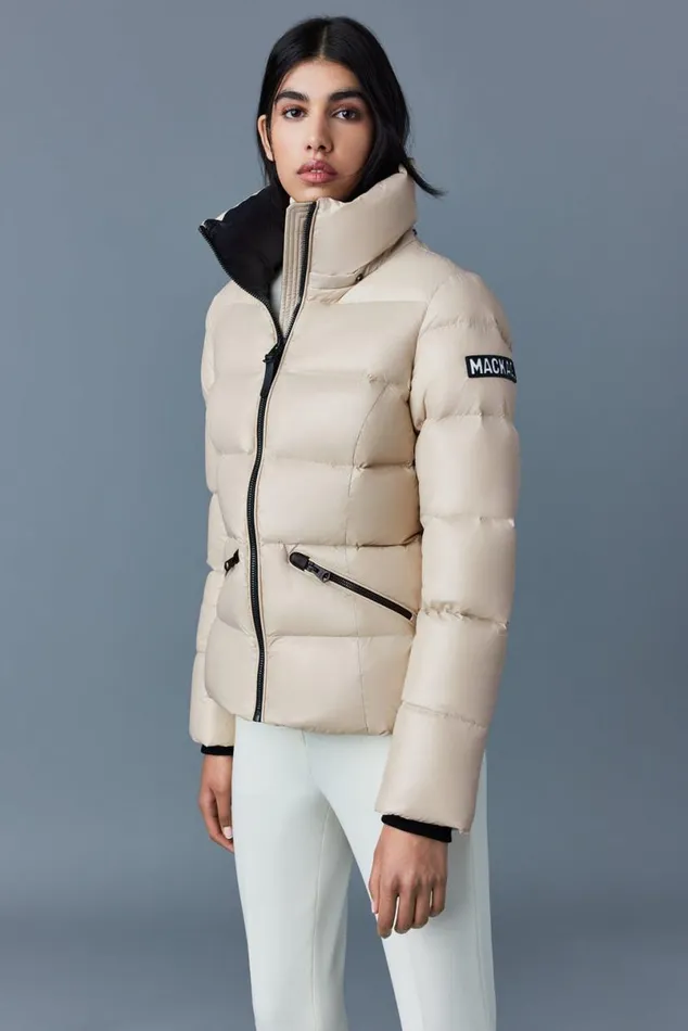 Downs and Jackets Women Mackage MADALYN Lustrous Light Down Jacket With Hood For Ladies Black Downs and Jackets Women Mackage MADALYN Lustrous Light Down Jacket With Hood For Ladies Black