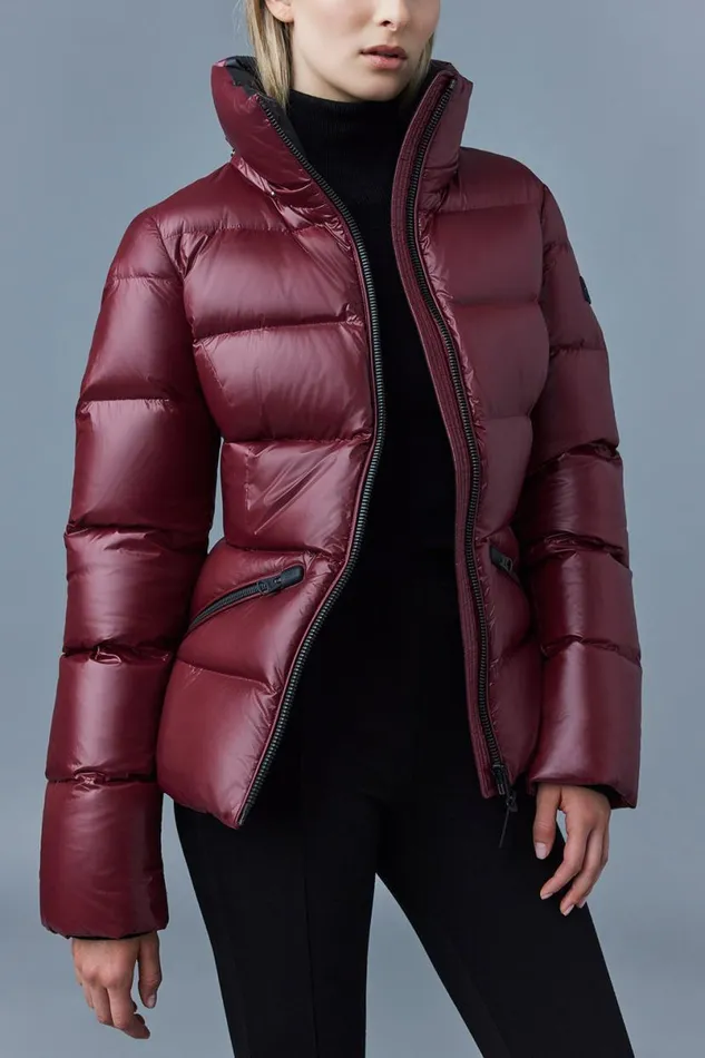 Downs and Jackets Women Mackage MADALYN Lustrous Light Down Jacket With Hood For Ladies Black Downs and Jackets Women Mackage MADALYN Lustrous Light Down Jacket With Hood For Ladies Black