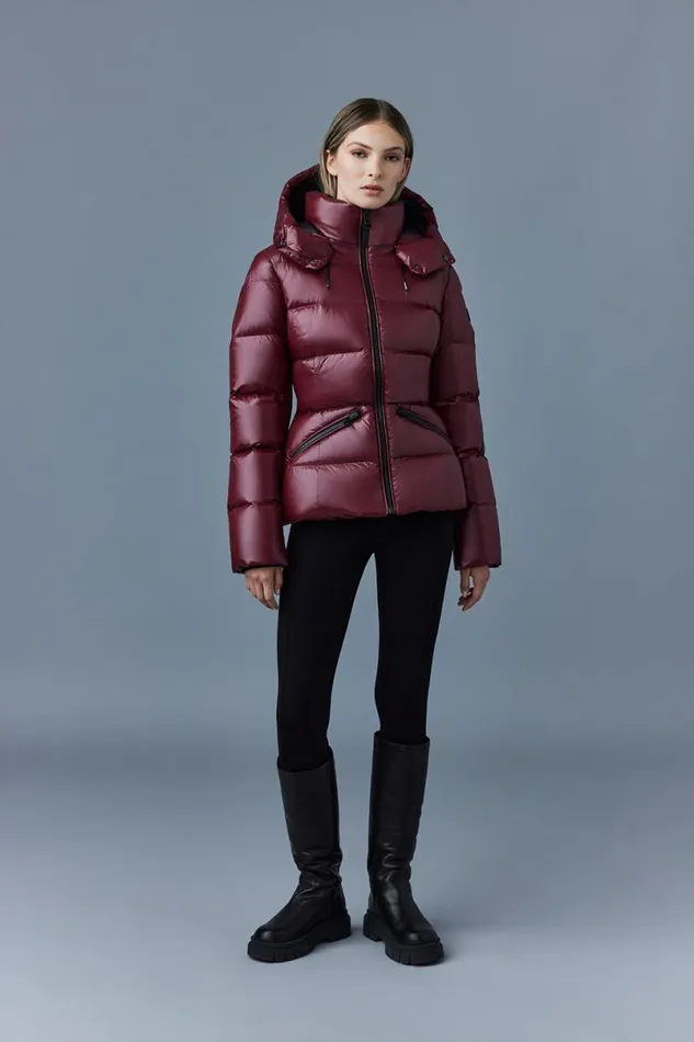 Downs and Jackets Women Mackage MADALYN Lustrous Light Down Jacket With Hood For Ladies Black Downs and Jackets Women Mackage MADALYN Lustrous Light Down Jacket With Hood For Ladies Black