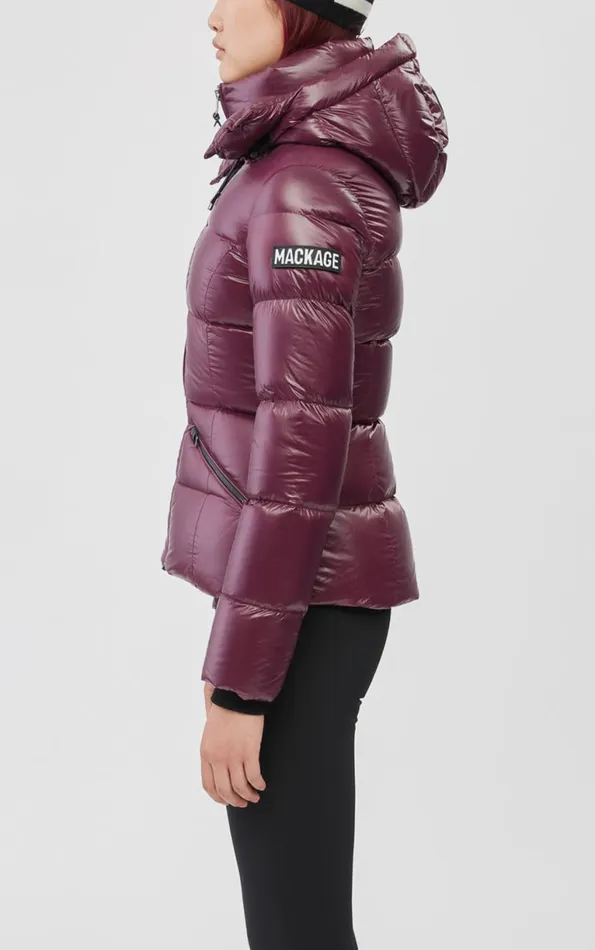 Downs and Jackets Women Mackage MADALYN Lustrous Light Down Jacket With Hood For Ladies Black Downs and Jackets Women Mackage MADALYN Lustrous Light Down Jacket With Hood For Ladies Black