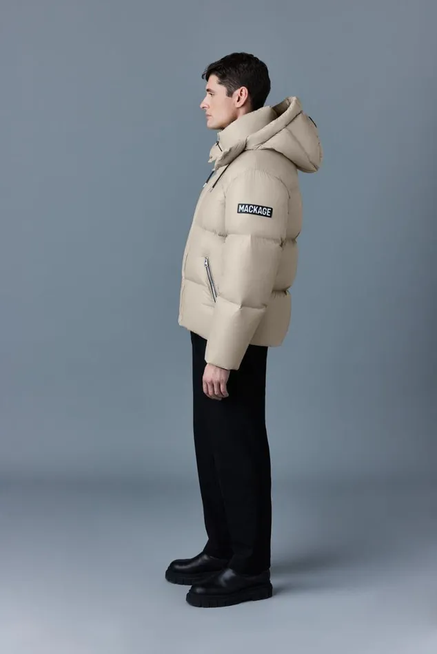 Downs and Parkas Men Mackage KENTZ Lustrous Down Jacket With Hood Black