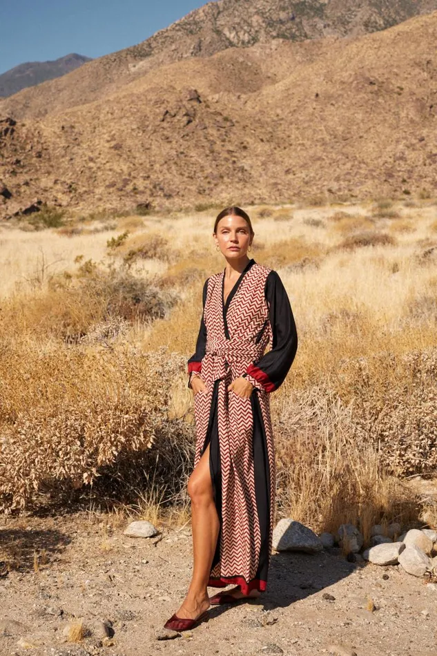 Dresses Shop Natalie Martin NICO LS MAXI WITH SASH Block Zigzag Noire