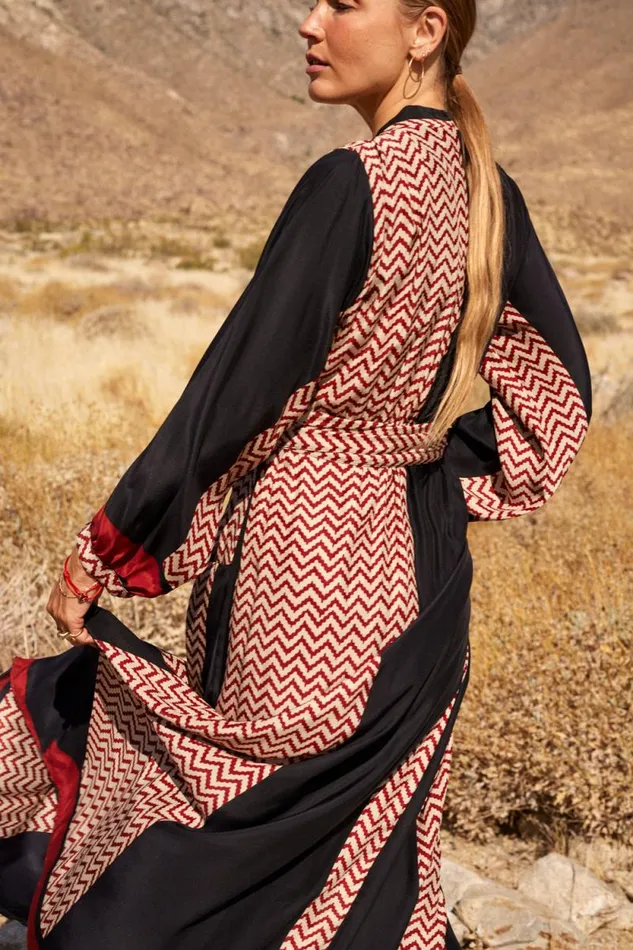 Dresses Shop Natalie Martin NICO LS MAXI WITH SASH Block Zigzag Noire