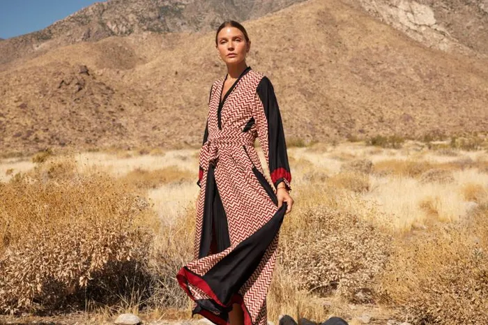 Dresses Shop Natalie Martin NICO LS MAXI WITH SASH Block Zigzag Noire