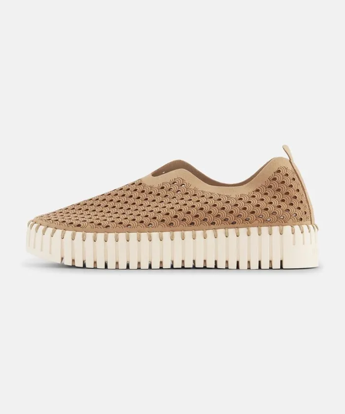 Flats 8211 Latte Shoes Ilse Jacobsen Tulip Flats