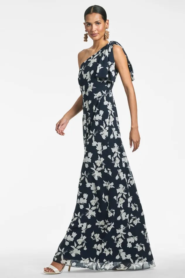 Formal Women Sachin and Babi Chelsea Gown 8211 Navy Venetia Petal