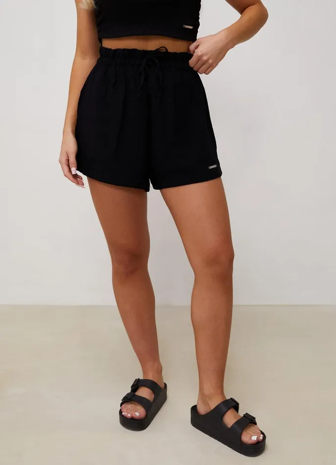 Gym King Shorts Women Signature Woven Short 8211 Black