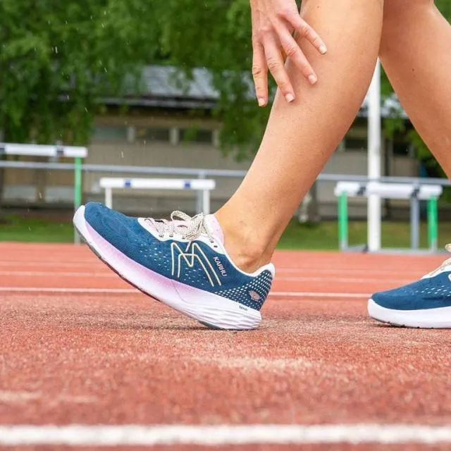 Karhu Ikoni 20 8211 Moderate Support Running Shoe Women Running Shoes