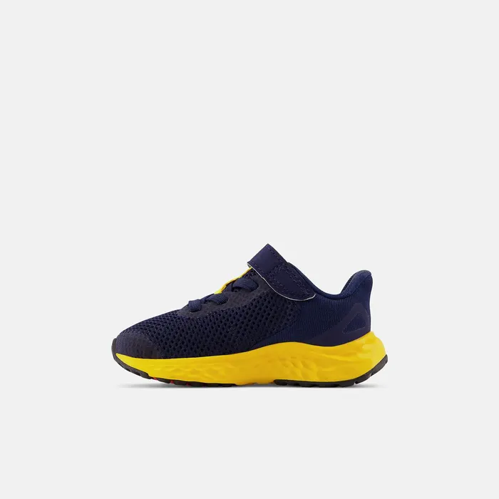 Kids Fresh Foam Arishi V4 Bungee Lace With Top Strap Team Navy With Electric Red And Egg Yolk New Balance Size 0 8211 10