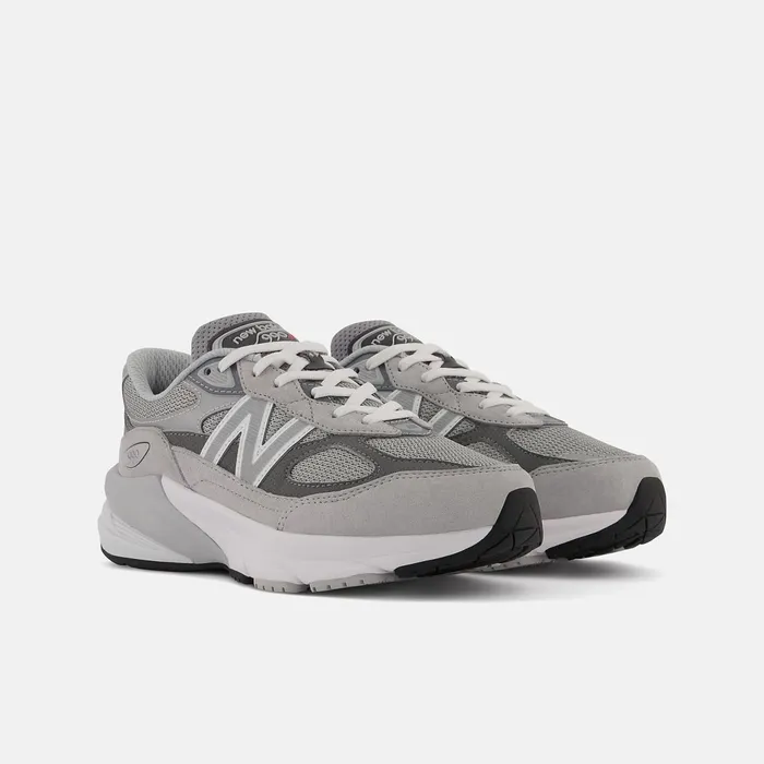 Kids FuelCell 990v6 Grey With Silver New Balance Size 35 8211 7 Kids FuelCell 990v6 Grey With Silver New Balance Size 35 8211 7