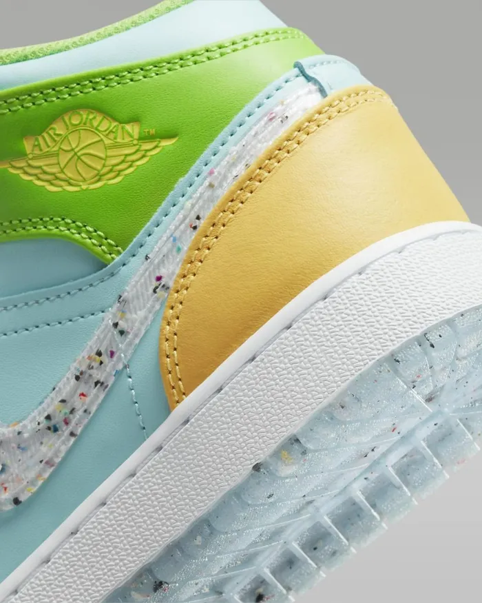 Kids Nike Jordan Air Jordan 1 Mid SE Glacier Icecitron Pulseaction Greenwhite