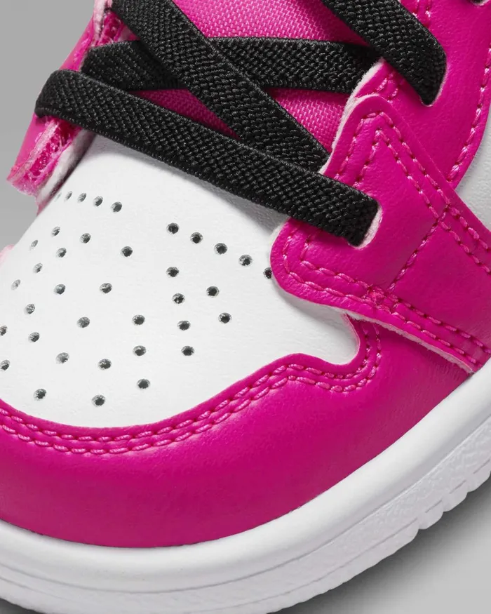 Kids Nike Jordan Jordan 1 Low Alt Whiteblackfierce Pink