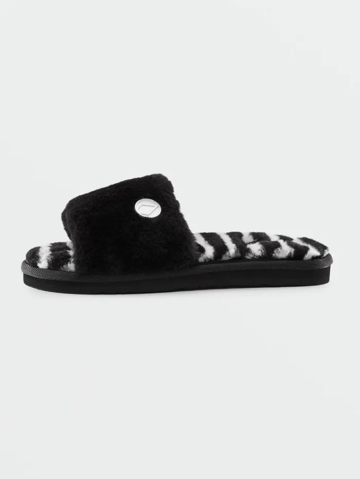 Kids Sandals Volcom Girls Lived In Lounge Slippers 8211 Black White