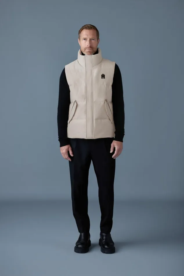 Light Down Jackets Men Mackage JOSEPH Nordic Tech Down Vest With Funnel Collar Black