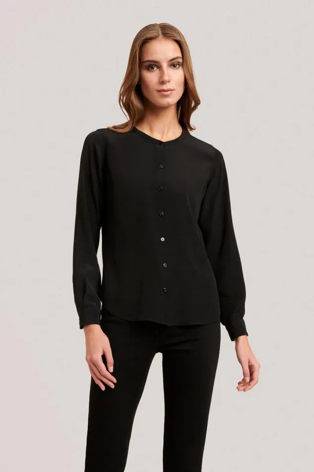 Luisa Spagnoli Loggia Women Shirts And Blouses