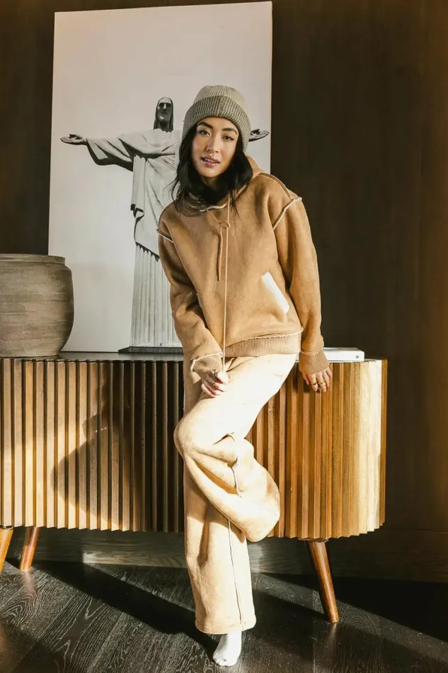 Mattie Faux Shearling Pants In Camel Camel Women Bohme Sets