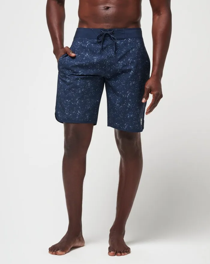 Men Boardshorts TravisMathew MAHALO PLENTY BOARDSHORT Total Eclipse