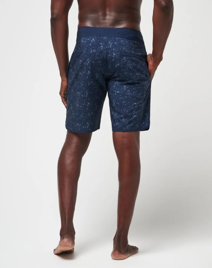 Men Boardshorts TravisMathew MAHALO PLENTY BOARDSHORT Total Eclipse Men Boardshorts TravisMathew MAHALO PLENTY BOARDSHORT Total Eclipse