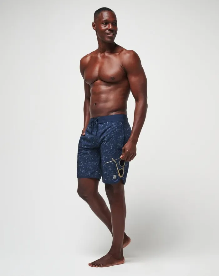 Men Boardshorts TravisMathew MAHALO PLENTY BOARDSHORT Total Eclipse Men Boardshorts TravisMathew MAHALO PLENTY BOARDSHORT Total Eclipse