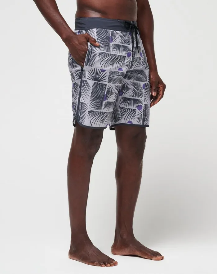 Men Boardshorts TravisMathew SAIL PLANS BOARDSHORT Heather Grey