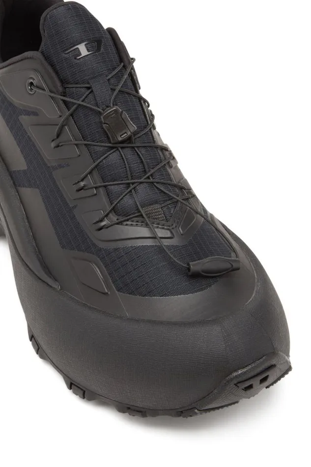 Men Diesel Sneakers DCAGE RUNNER Black Men Diesel Sneakers DCAGE RUNNER Black