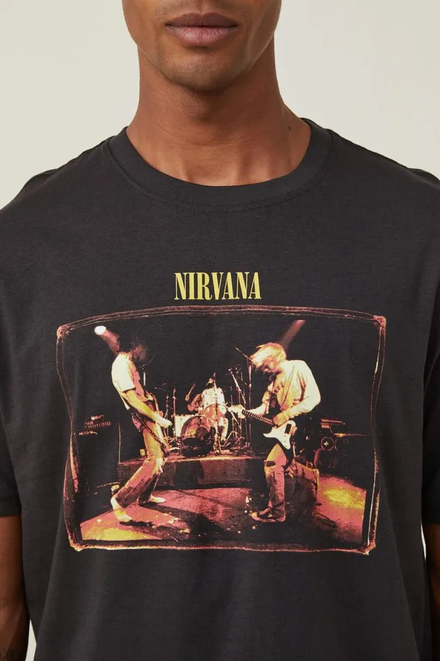 Men Graphic TShirts Cotton On Premium Loose Fit Music TShirt Lcn Mt Washed Blacknirvanamuddy Banks