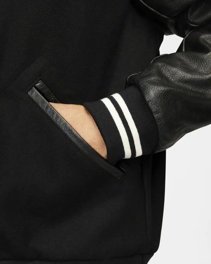 Men Nike Jackets Authentics Blackwhite