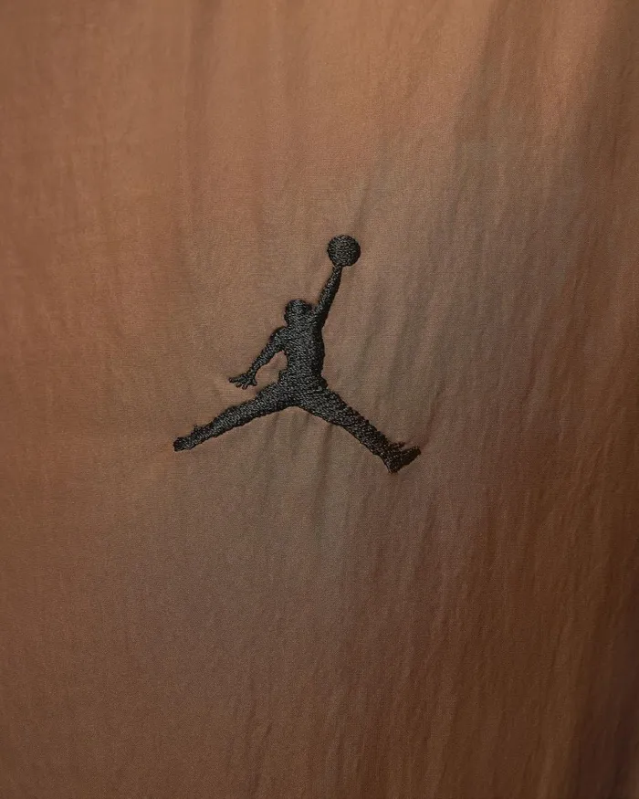 Men Nike Jackets Jordan Essentials Light British Tanblack