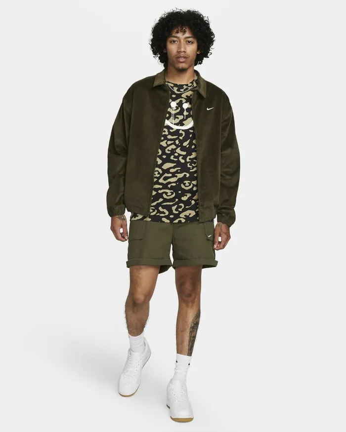 Men Nike Shorts Life Cargo Khakiwhite